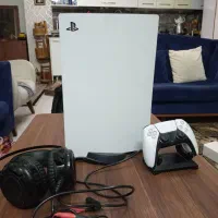 ps5 دستگاه استاندارد در حد اک به همراه هدست گیمینگ
