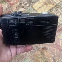 دوربین عکاسی و دوربین کلکسیونی|دوربین عکاسی و فیلم‌برداری|پرند, فاز ۶|دیوار