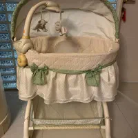 گهواره بغل تخت مادر