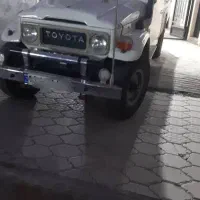 تویوتا وانت 2f
