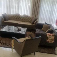 مبلمان ۷ نفره با میز ناهارخوری ۸ نفره و میز جلوش