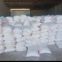 خریدار. کود اوره به قیمت مناسب