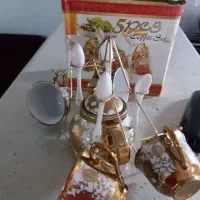 تعدای وسایل آشپزخانه