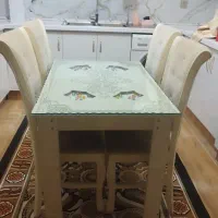 میز غذاخوری