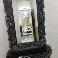 آینه و میز