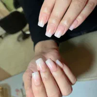 کاشت ناخن و ترمیم کلاهدوز