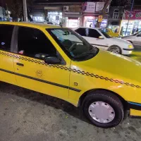 تاکسی دربستی