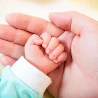 پرستار کودک یک ساله