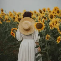 عکاسی تولد کودک عقد نامزدی و..