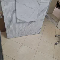 تخت و میزمنشی