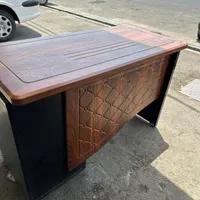 میز اداری و مغازه