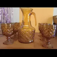 پارچ و لیوان عسلی ایتالیا با قدمت ۶۰ ساله