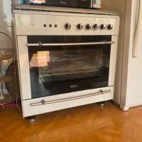 فرگاز پیلوت ایتالیایی سفید در حد نو