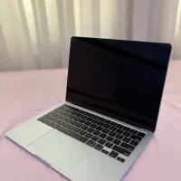 MacBook Air M4