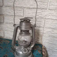چراغ نفتی.     (فانوس)