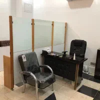 صندلی اداری کارشناسی و میز کارشناسی