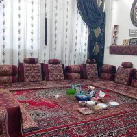 خانمی جهت نظافت وجمع کردن لوازم وچیدن لوازم منزل