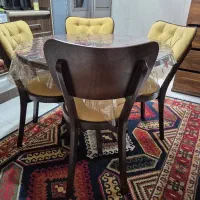 میز ناهار خوری ۴ نفر تمیز|میز و صندلی غذاخوری|شاهینشهر, دهخدا|دیوار