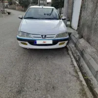 پژو پارس مدل ۱۳۸۸ سفید