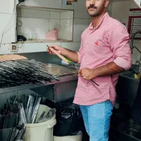 کباب زن هستم