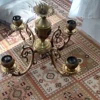 یک عدد لوستر ۴ شاخه