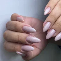 کاشت ناخن ژل