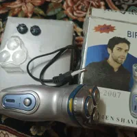 ریش تراش شارژی ..درحد نو