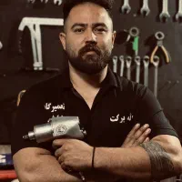 جذب نیروی مکانیک ماهر