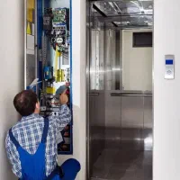 سرویس و نگهداری تعمیرات انواع آسانسور آسانسور