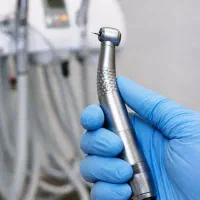 تعمیر تخصصی تجهیزات دندانپزشکی