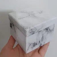 باکس و جعبه کادویی به همراه بالشتک