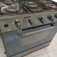 اجاق گاز در حد نو