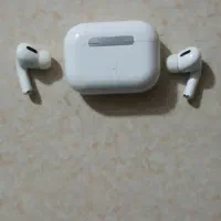 فروش یک عدد ساعت شیک و ایرپاد|لوازم جانبی موبایل و تبلت|سنندج, |دیوار