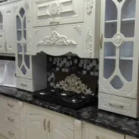 کابینت آماده آشپزخانه ممبران‌ طرح ویترین بلند