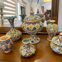 ظروف عتیقه کار دست با شمدان و ظرف چینی گردان