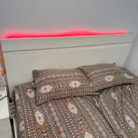 تخت دونفره همراه با تشک