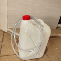 یک عدد گالن کاملا نو و دومتر شلنگ