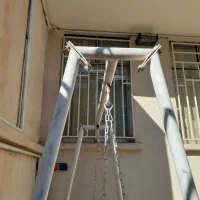 یک عدد تاب اهنی بزرگ|اسباب‌‌بازی|ازنا, |دیوار