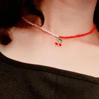 گردنبند منجوق با آویز گیلاس