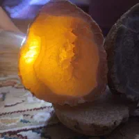 توپی آمیتیست زیبا|جواهرات|پرند, فاز ۶|دیوار