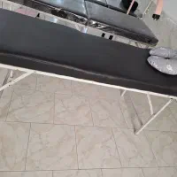 میزناخن.تخت مژه . میزو اینه. صندلی و|آرایشگاه و سالنهای زیبایی|بجنورد, |دیوار