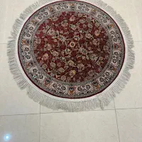 فرش گرد قرمز نو نو