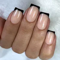 تخفیف ویژه خدمات ناخن فقط برای کاربران دیوار|خدمات آرایشگری و زیبایی|رشت, معلم|دیوار