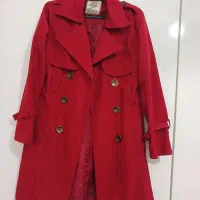 مشکی ۲۵۰سفید ۱۴۰ پالتو قرمز ۲۲۰ هزار تومان