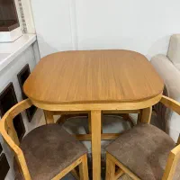 میز نهار خوری چوبی کم جا سالم