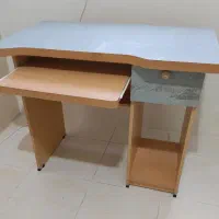 میز کامپیوتر و تحریر/کاملا سالم