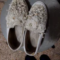 یک جفت صندل  و یک جفت کتونی عروس|کیف، کفش، کمربند|رشت, رودبارتان|دیوار