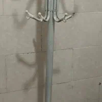 صندلی .میز .چوب لباسی .و تخت خواب|مبلمان خانگی و میز عسلی|زبرخان, |دیوار