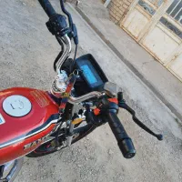 موتور ۲۰۰ همتاز