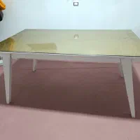 میز و سه عدد صندلی .|صندلی و نیمکت|نهاوند, |دیوار